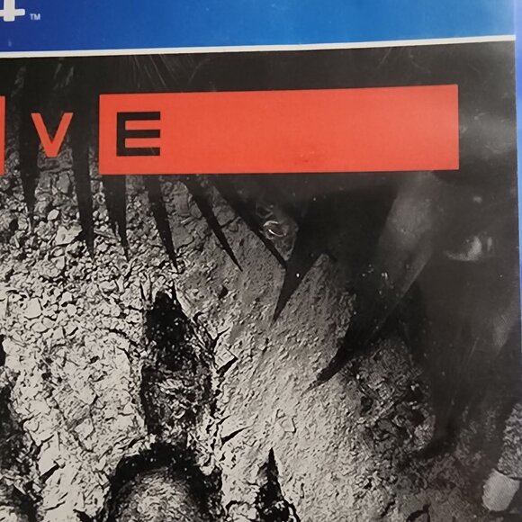 Evolve PS4 Playstation 4 Game Mature Rating Turtle Rock Studios - Picture 6 of 6